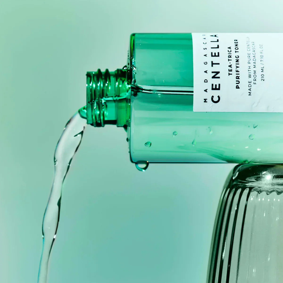 SKIN1004 – Tea-Trica Purifying Toner (Akneye Eğilimli Ciltler İçin Arındırıcı Tonik)